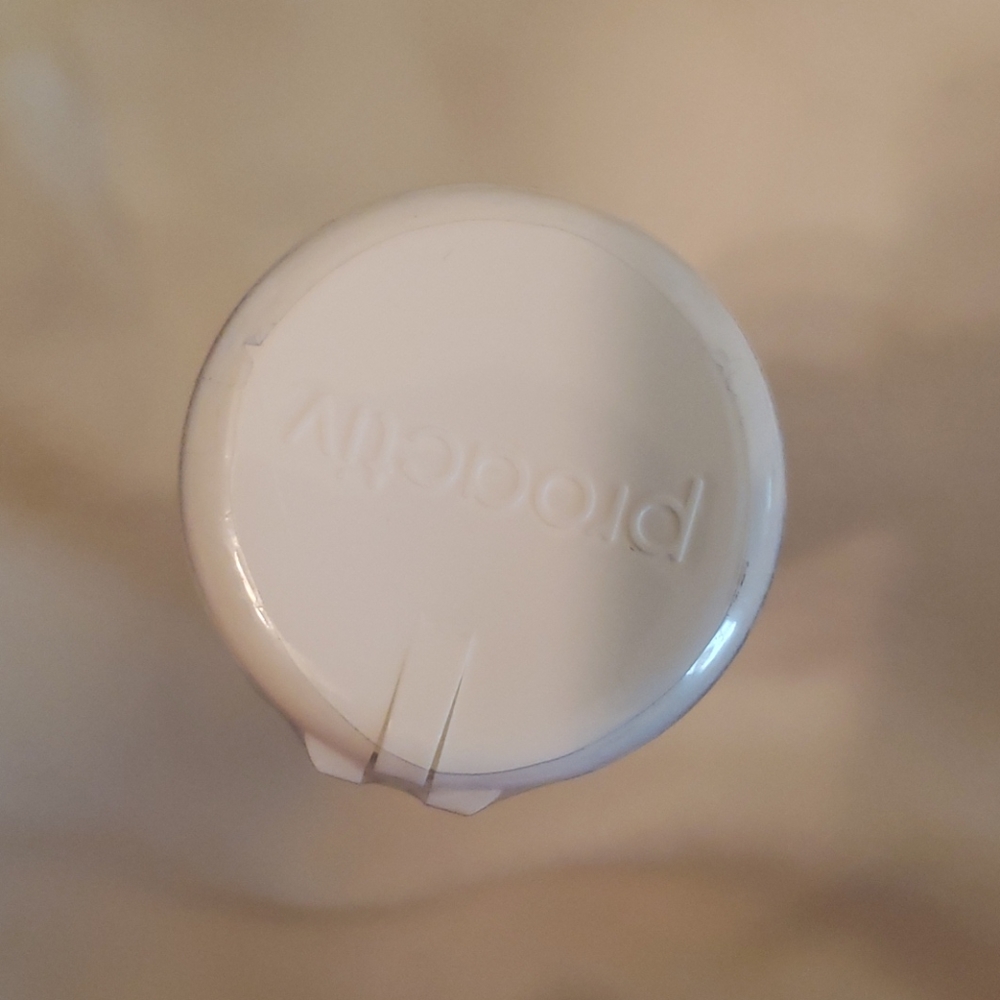 PROACTIV RENEWING CLEANSER - Picture 4 of 4